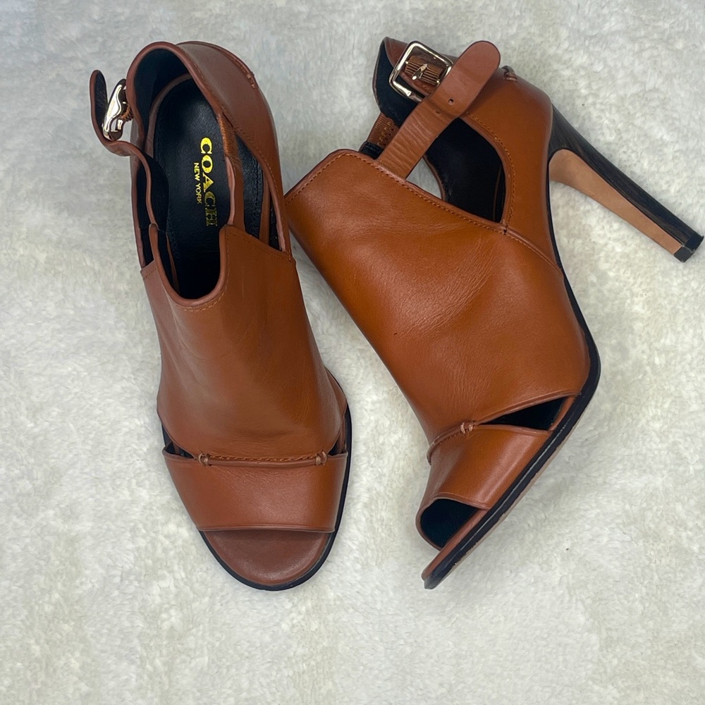 COACH leather open toe heels - Size 8